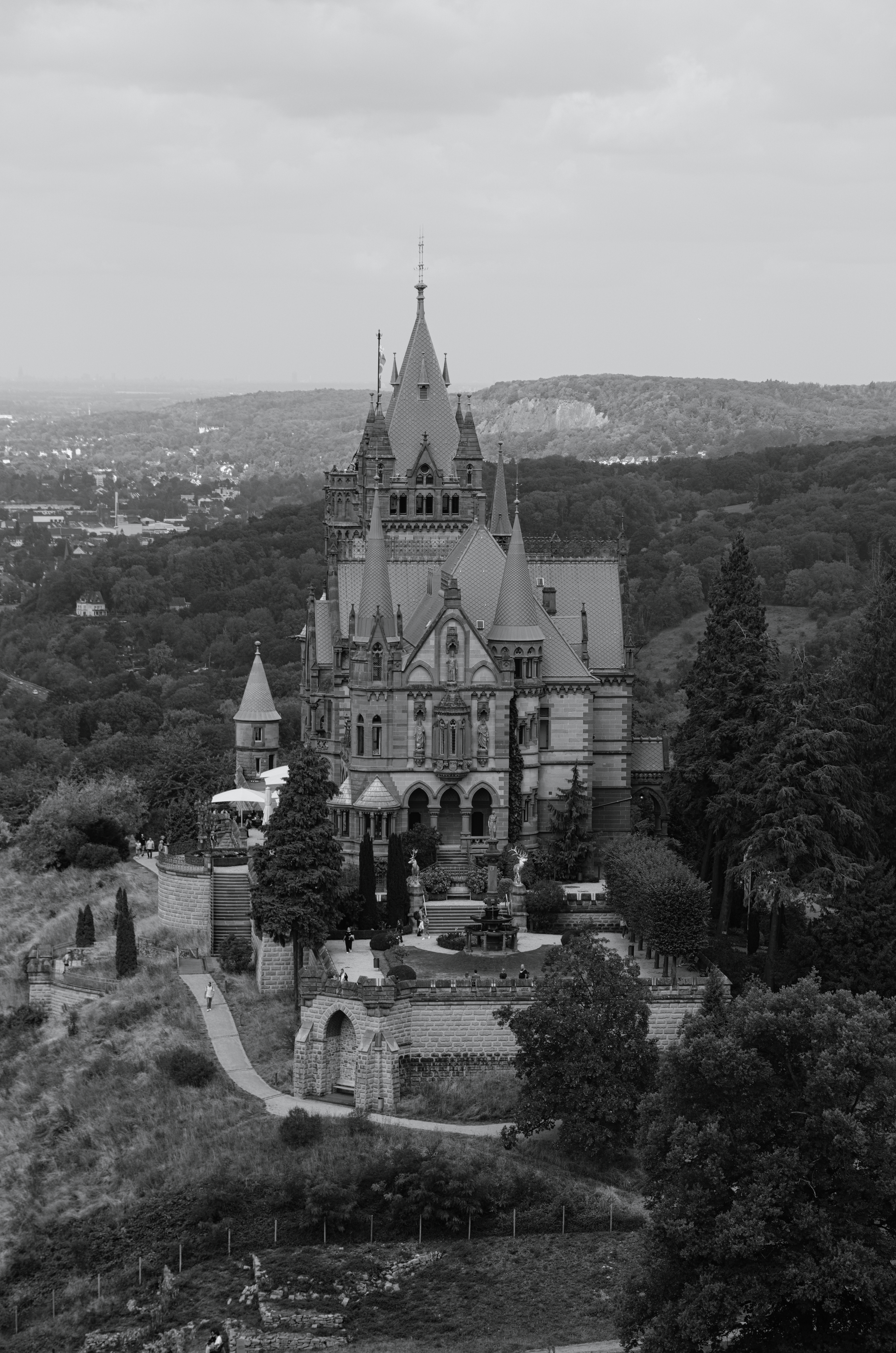 Drachenfels – Einmal durch das Märchenbuch